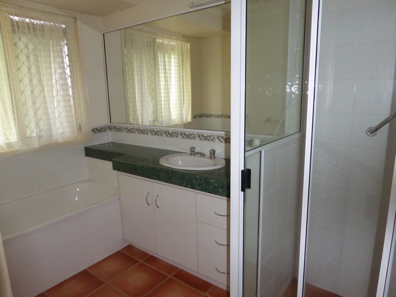 5 Marlin Court, Andergrove QLD 4740