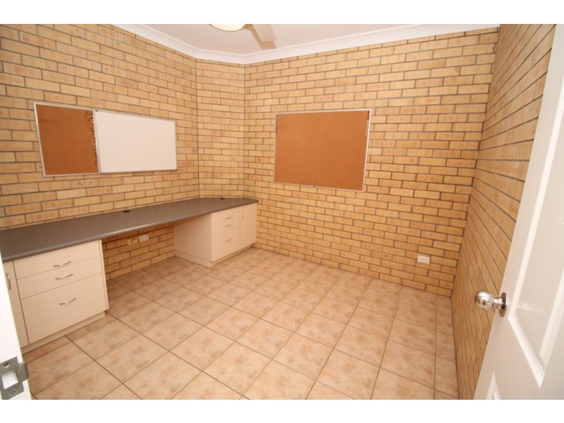 5 Tindaridge Court, Hay Point QLD 4740