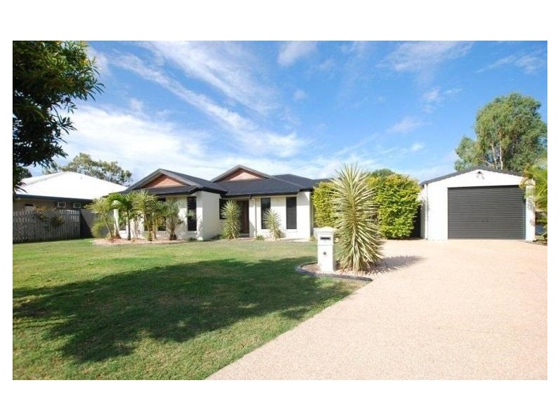 11 Michelle Crescent, Bucasia QLD 4750