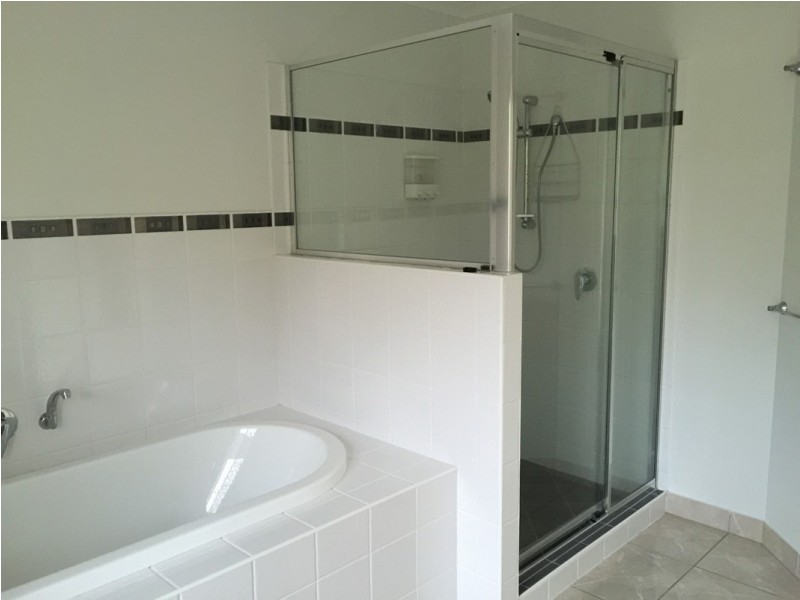 11 Michelle Crescent, Bucasia QLD 4750