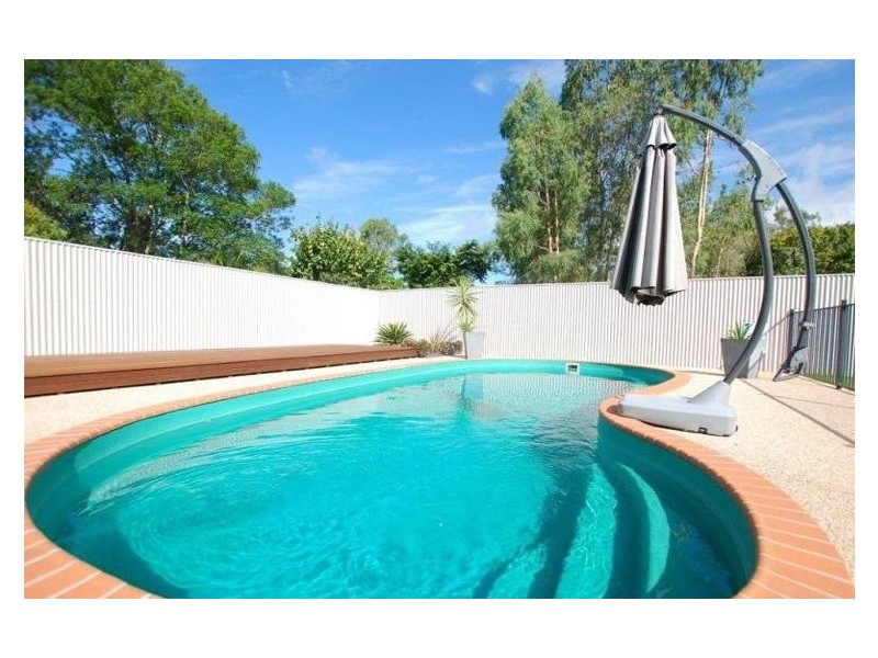 11 Michelle Crescent, Bucasia QLD 4750