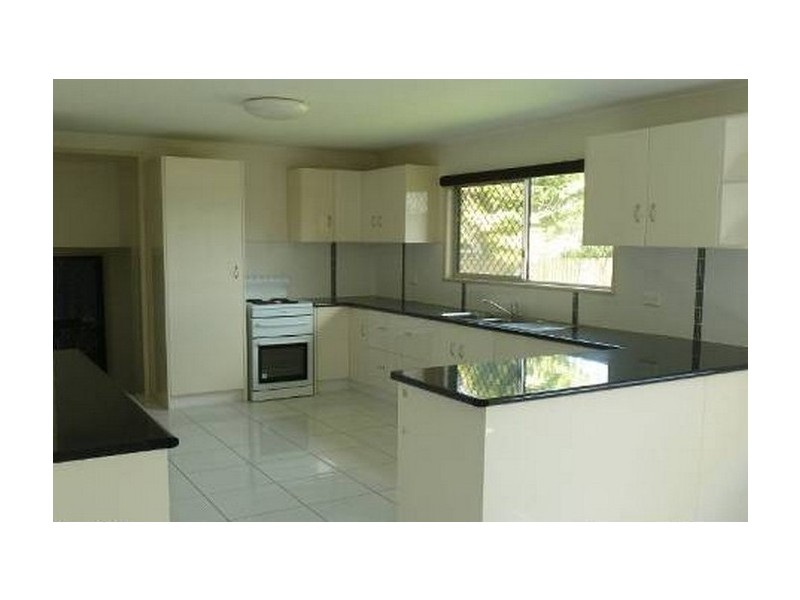 37 Peak Downs Highway, Ooralea QLD 4740