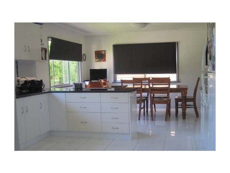 37 Peak Downs Highway, Ooralea QLD 4740