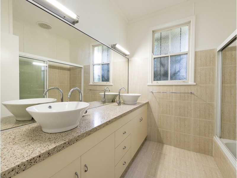 63 George Street, West Mackay QLD 4740