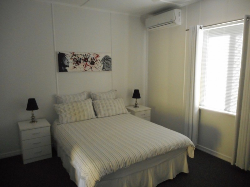 14 Drew Street, Finch Hatton QLD 4756