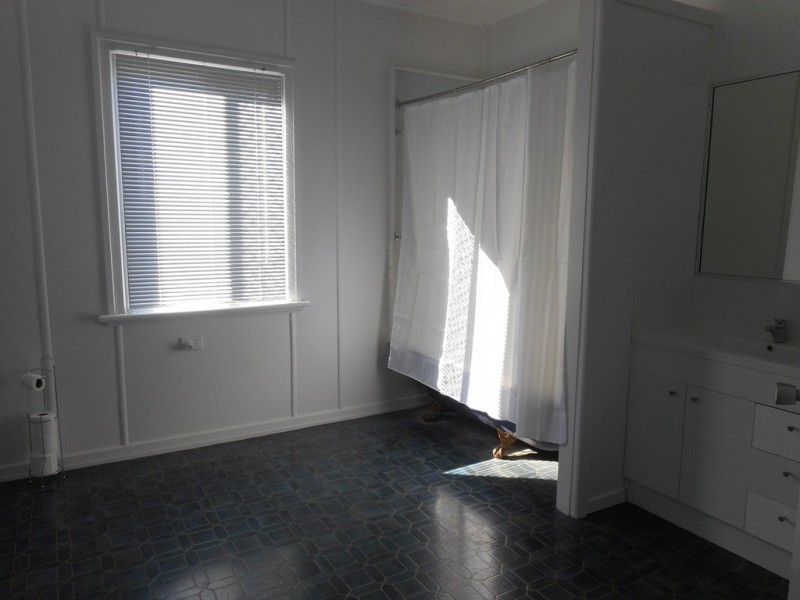 14 Drew Street, Finch Hatton QLD 4756