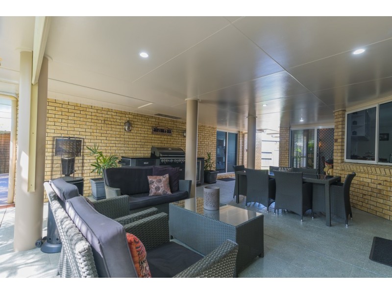 40 Riverleigh Drive, North Mackay QLD 4740