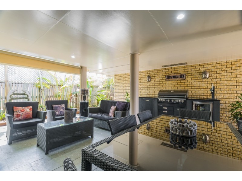 40 Riverleigh Drive, North Mackay QLD 4740