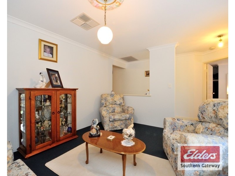 16 Hewison Road, Medina WA 6167