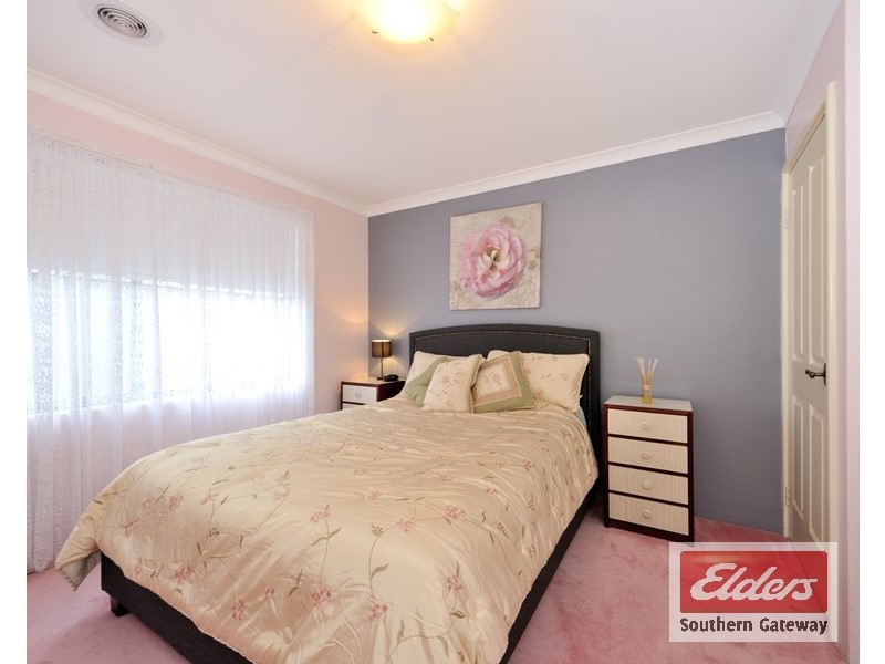 16 Hewison Road, Medina WA 6167