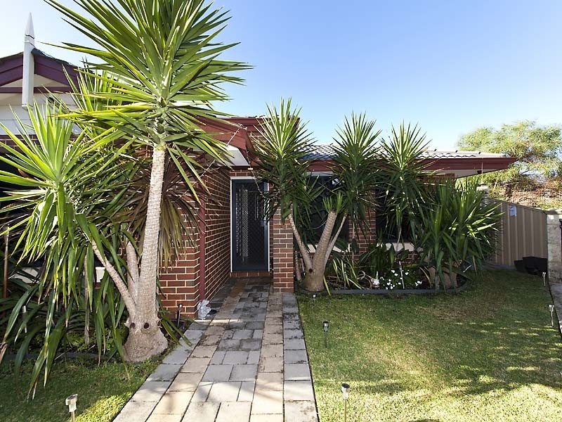 18 CHELTENHAM LOOP, Bertram WA 6167