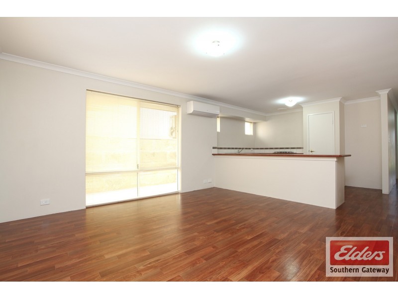 8 Borthwick Place, Orelia WA 6167