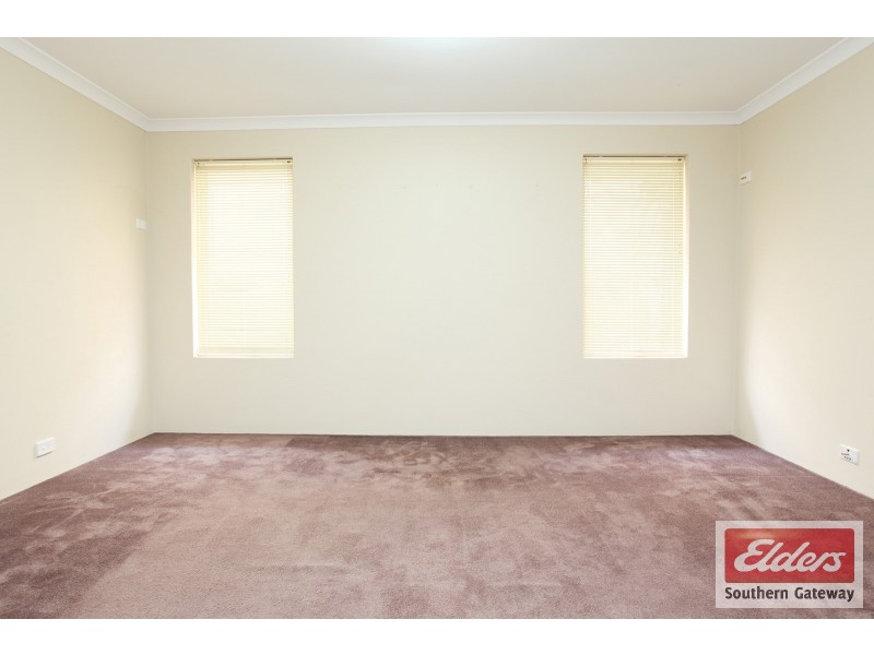 8 Borthwick Place, Orelia WA 6167