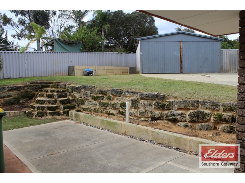 7 Pike Court, Parmelia WA 6167