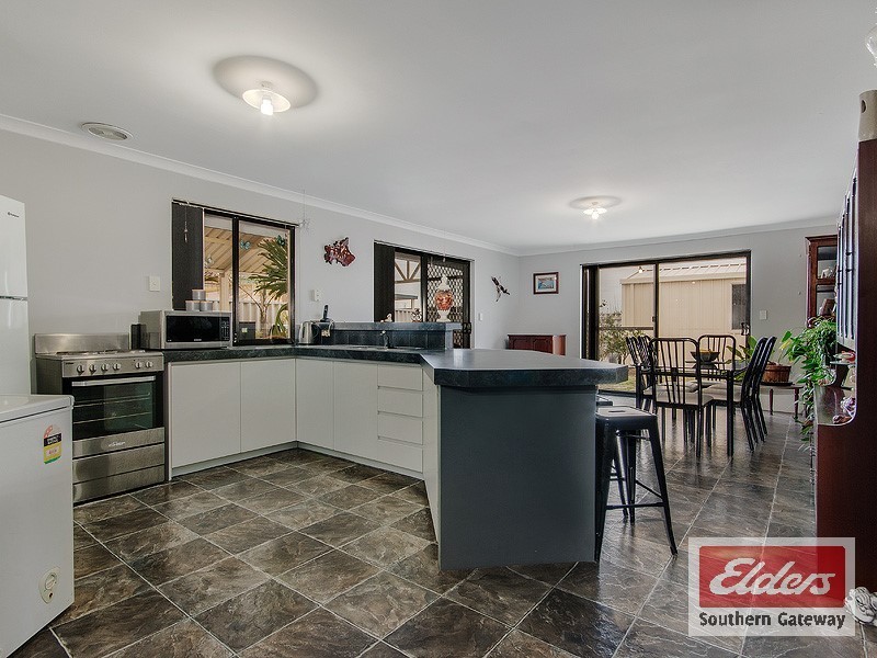 19 Leghorn Road, Orelia WA 6167