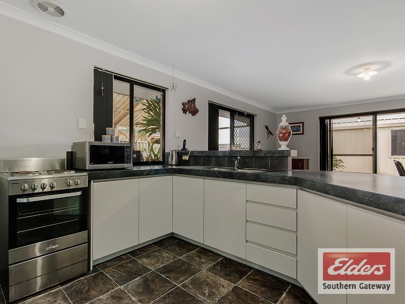 19 Leghorn Road, Orelia WA 6167