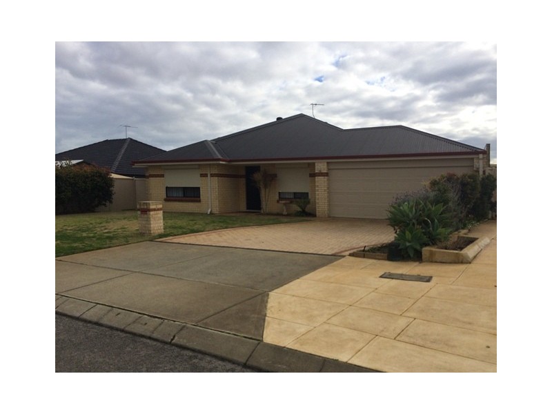 14 ADDINGHAM CRESCENT, Bertram WA 6167