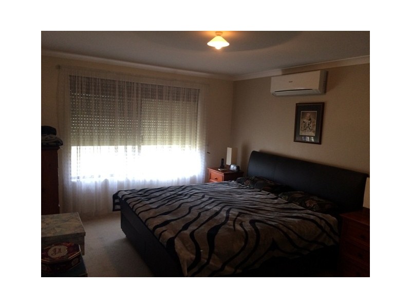 14 ADDINGHAM CRESCENT, Bertram WA 6167