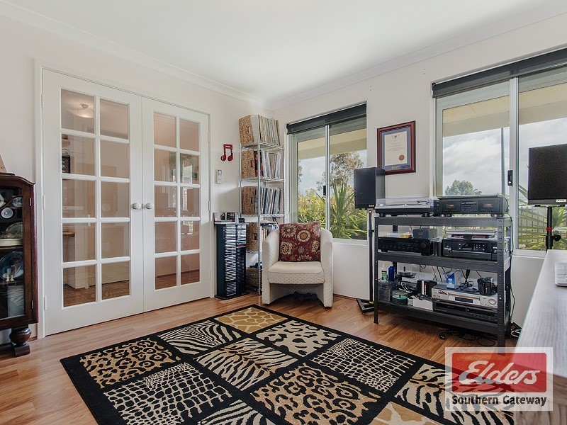 103 Runnymede Gate, Wellard WA 6170