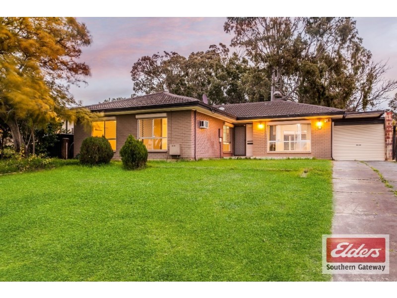 31 Barron Way, Orelia WA 6167