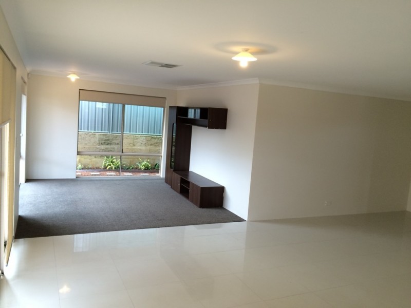 26 Upwey Street, Wellard WA 6170