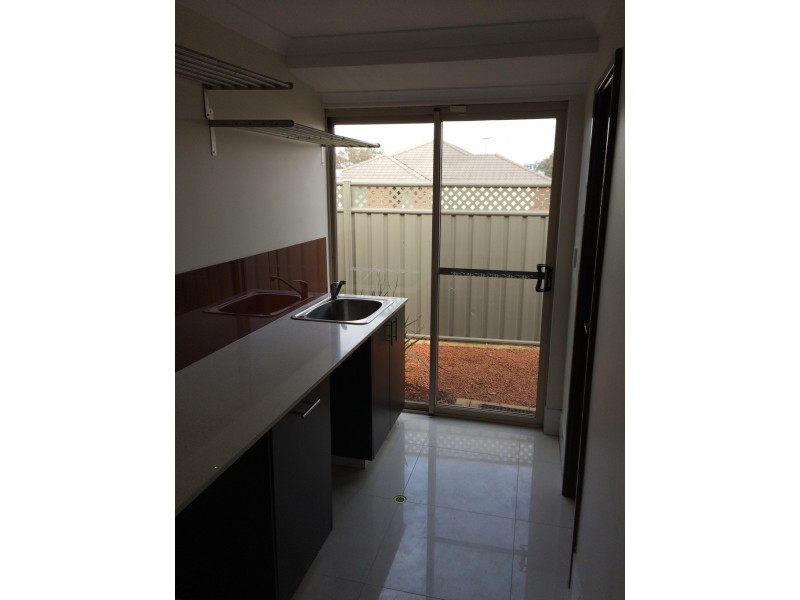 26 Upwey Street, Wellard WA 6170