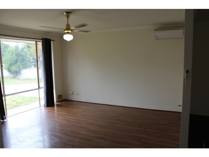 25 Patrick Vista, Parmelia WA 6167