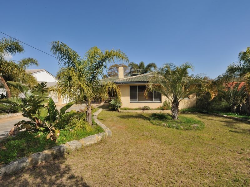 16 HARRISON WAY, Calista WA 6167