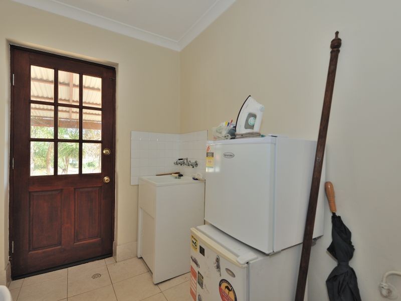 16 HARRISON WAY, Calista WA 6167