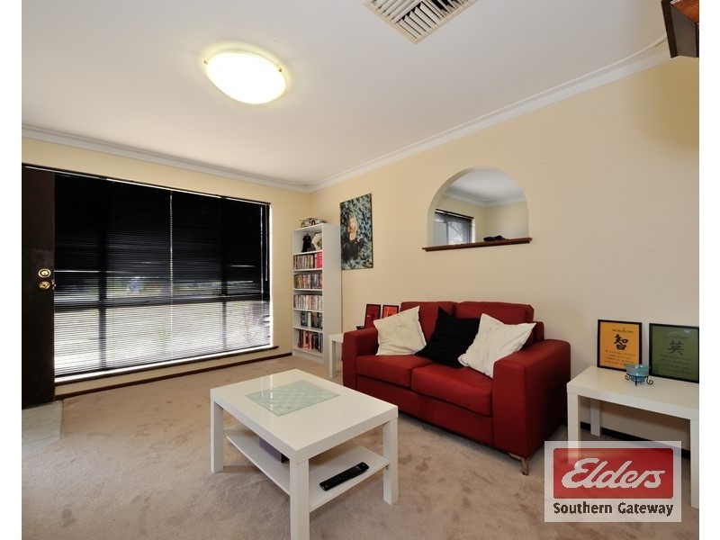 3 Nutcher Way, Parmelia WA 6167