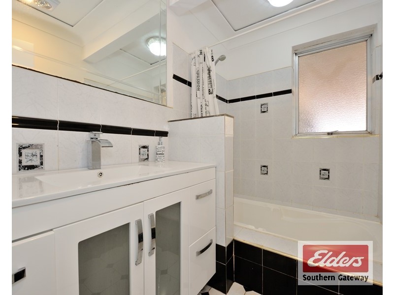 3 Nutcher Way, Parmelia WA 6167