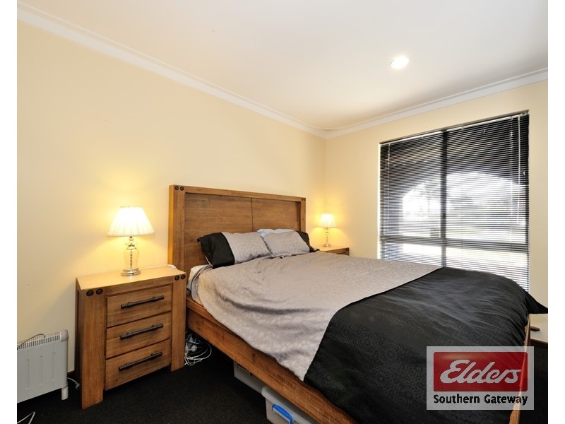 3 Nutcher Way, Parmelia WA 6167