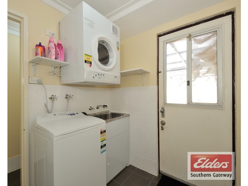 3 Nutcher Way, Parmelia WA 6167