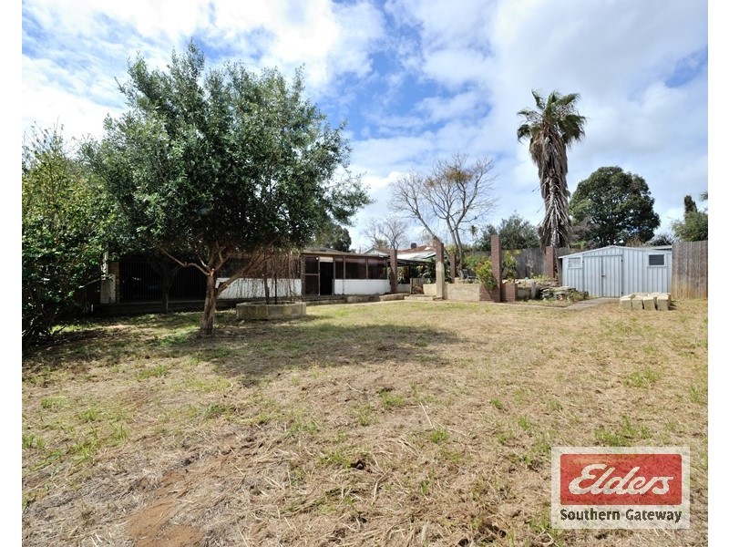 3 Nutcher Way, Parmelia WA 6167