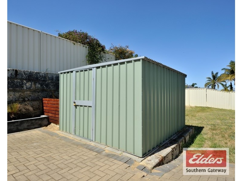 2 Tudor Court, Parmelia WA 6167