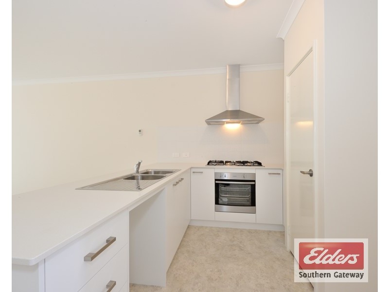 9 SPARSA WAY, Parmelia WA 6167