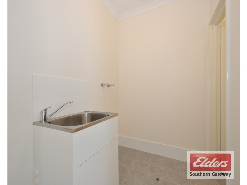 9 SPARSA WAY, Parmelia WA 6167