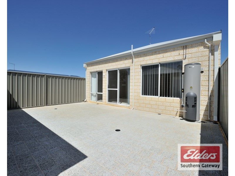 9 SPARSA WAY, Parmelia WA 6167