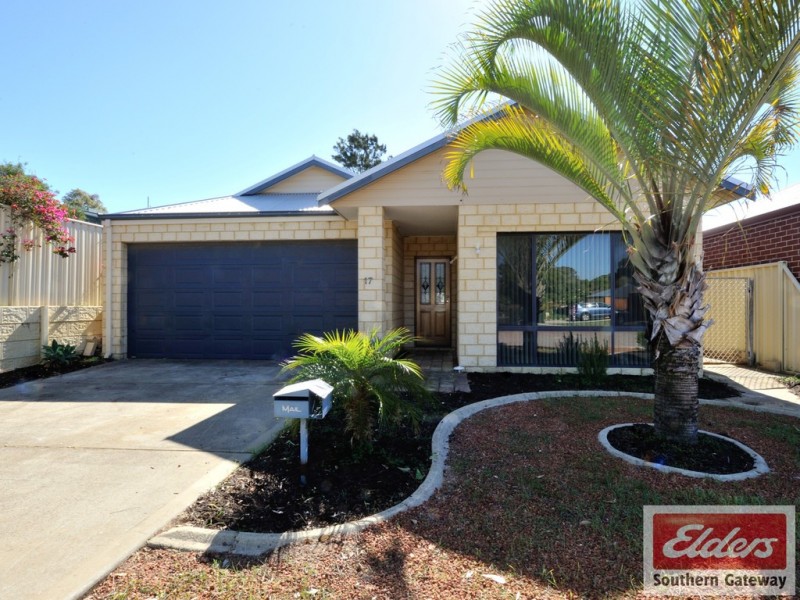17 GORMAN PLACE, Calista WA 6167
