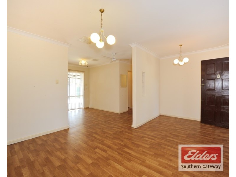 24 Pengilly Road, Orelia WA 6167