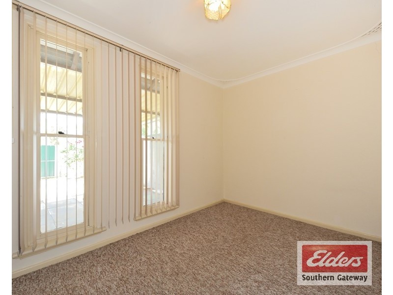 24 Pengilly Road, Orelia WA 6167