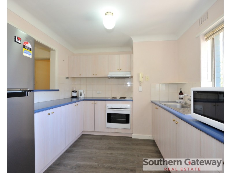 Unit 8, 44 Mulligan Way, Orelia WA 6167