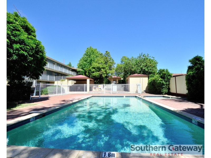 Unit 8, 44 Mulligan Way, Orelia WA 6167