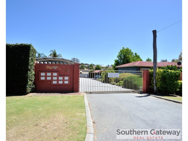 Unit 8, 44 Mulligan Way, Orelia WA 6167