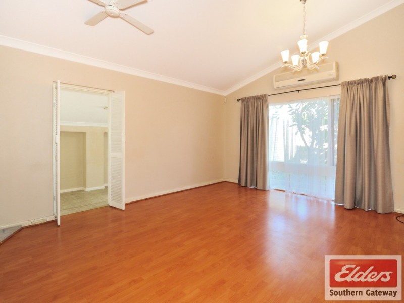 34 CASSERLEY WAY, Orelia WA 6167