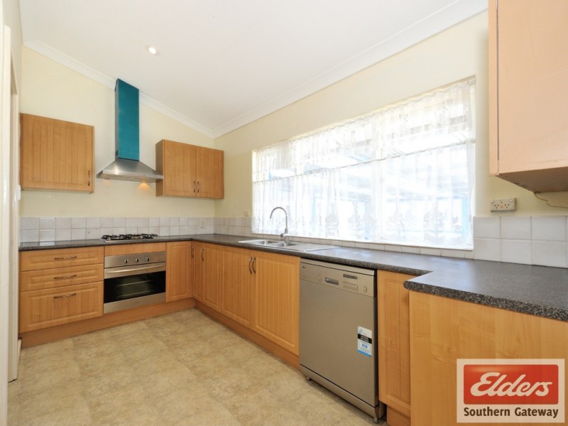 34 CASSERLEY WAY, Orelia WA 6167