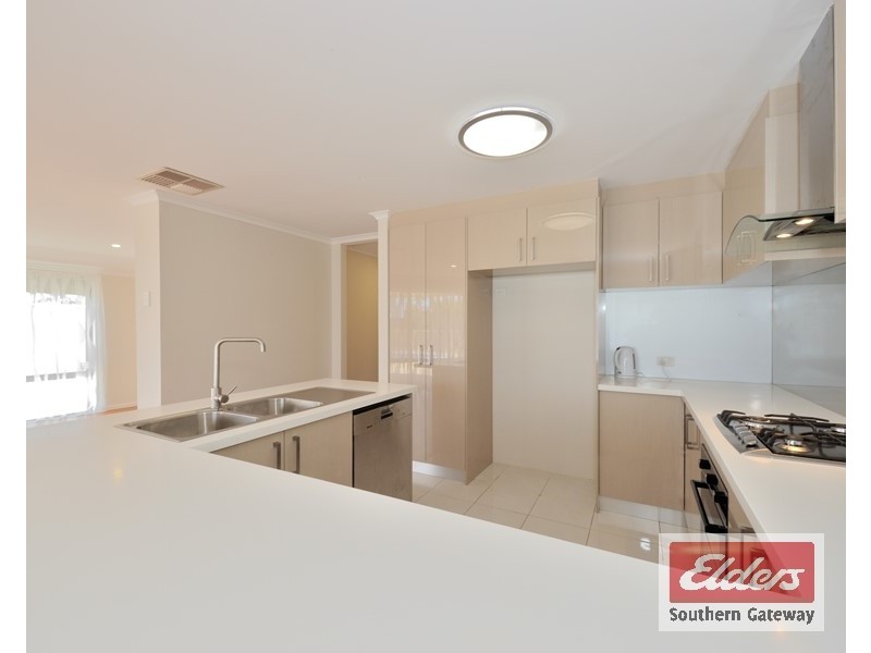 45 Colchester Avenue, Orelia WA 6167