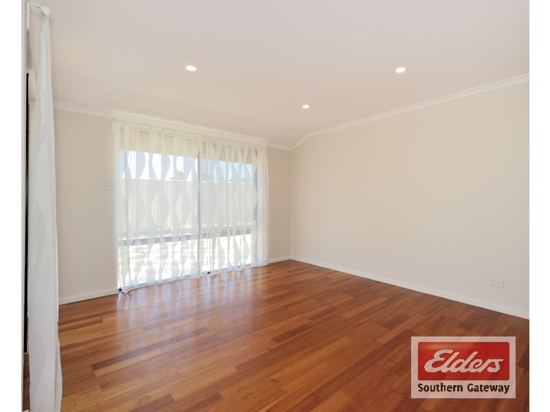 45 Colchester Avenue, Orelia WA 6167