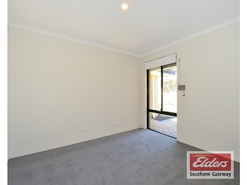45 Colchester Avenue, Orelia WA 6167