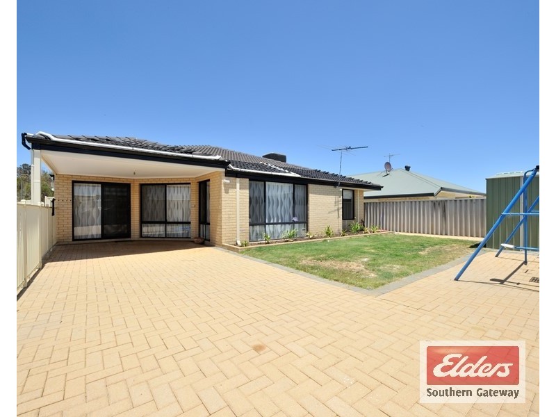45 Colchester Avenue, Orelia WA 6167